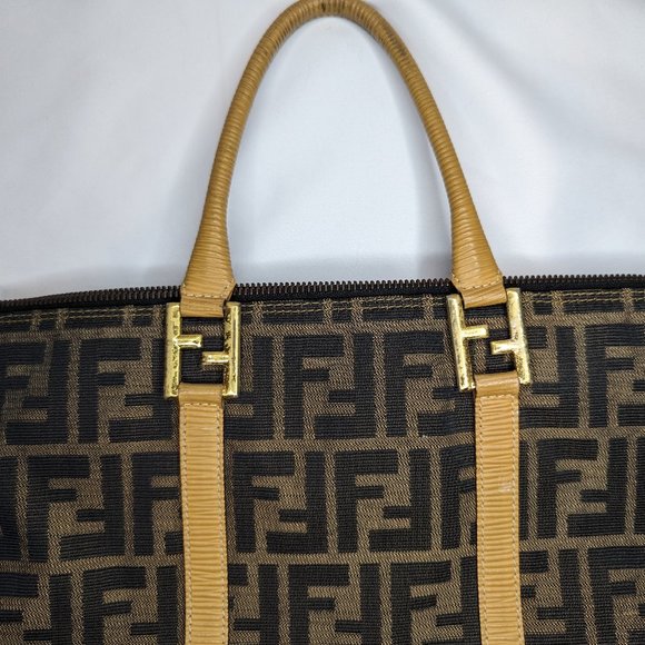 FENDI Zucca Tote Bag - Picture 3 of 9